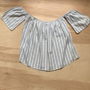 free kisses Linen Top